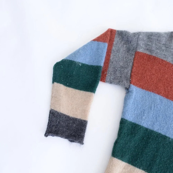 Part Two  35% Wool 33% Mohair Knit Grey, Red, Blue, Crewneck Sweater M - Picture 9 of 13